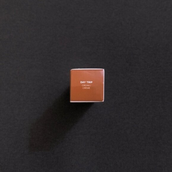 MILK MAKEUP Odyssey Lip Oil Gloss — Day Trip — Full Size 0.2 oz - Picture 3 of 5